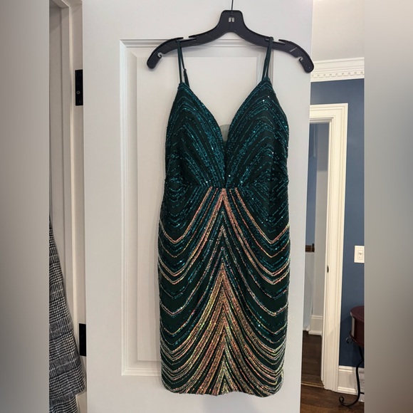 Meilun Sequin Fringe 1920s Flapper Inspired Party Dress - Picture 1 of 3